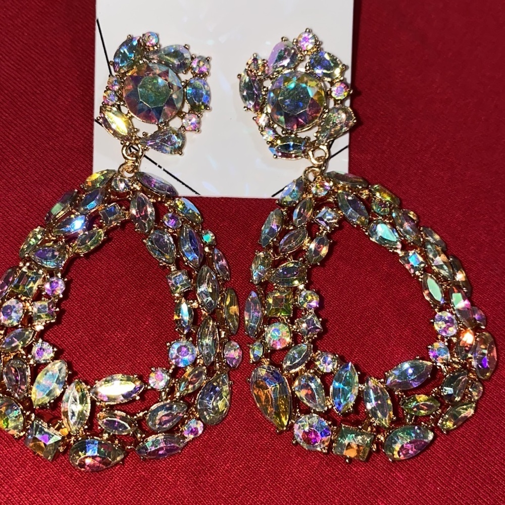 Also earrings